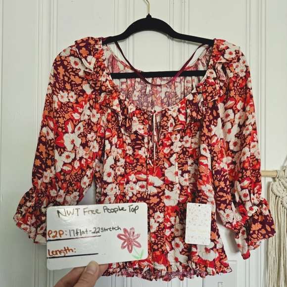 Free People $88 retail top - Picture 3 of 13